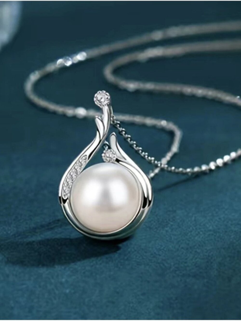 Silver-Tone Pearl Pendant Necklace Clear Crystal Accents Fashion Jewelry NWT